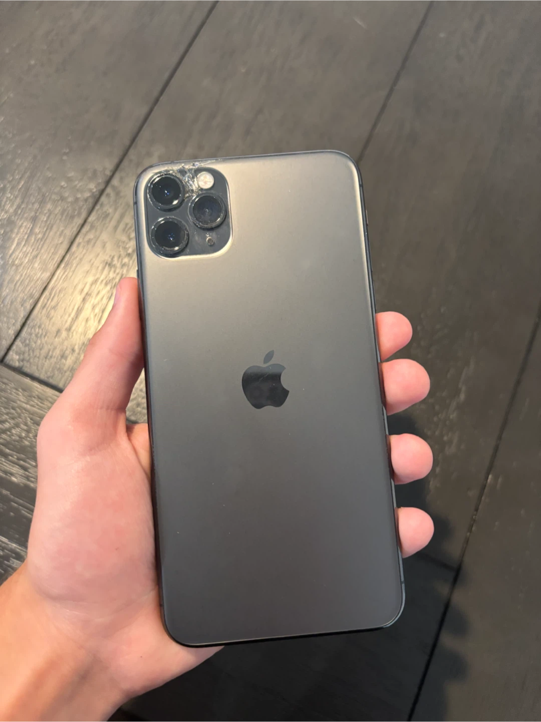 IPhone 11 Pro Max - 64gb - photo 2
