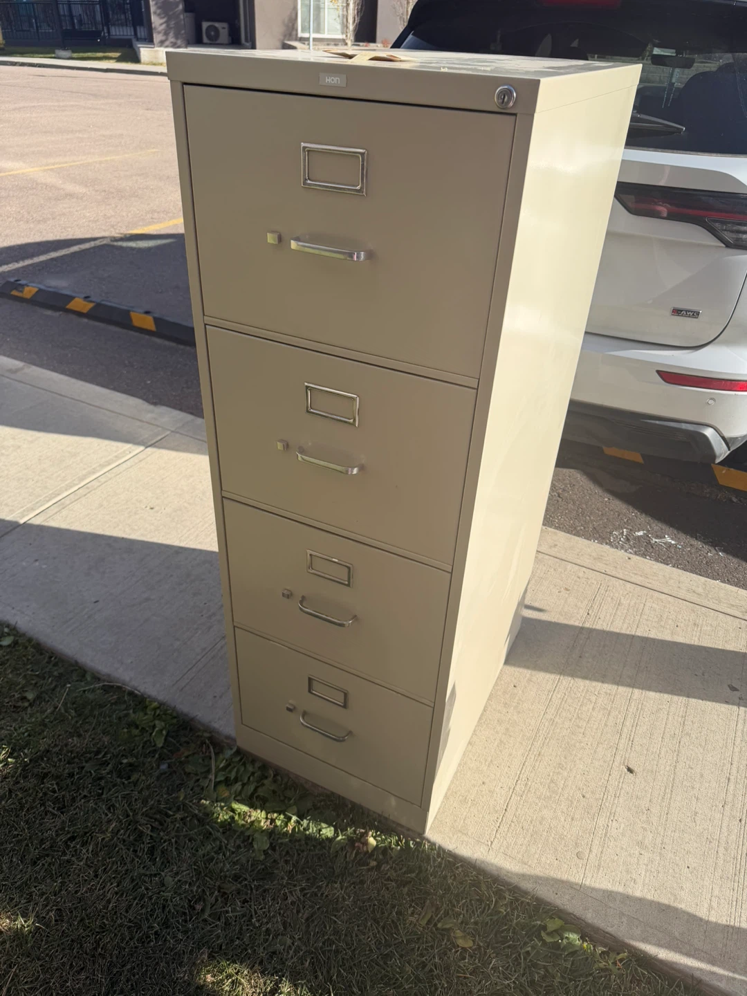 HON 4-Drawer Filing Cabinet
