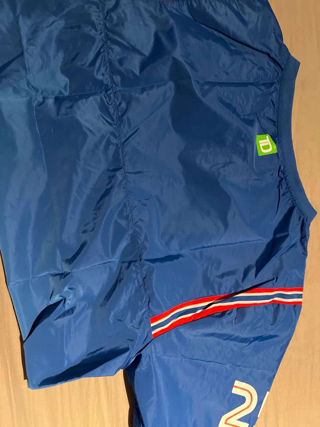 Toronto Blue Jays commemorative zip-up windbreaker - photo 3