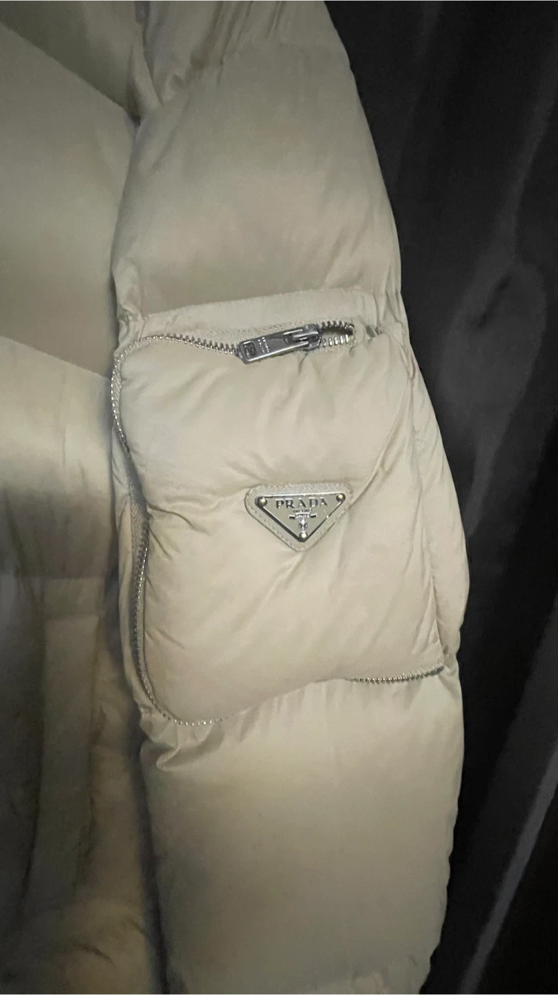 Prada Beige Puffer Jacket - photo 5