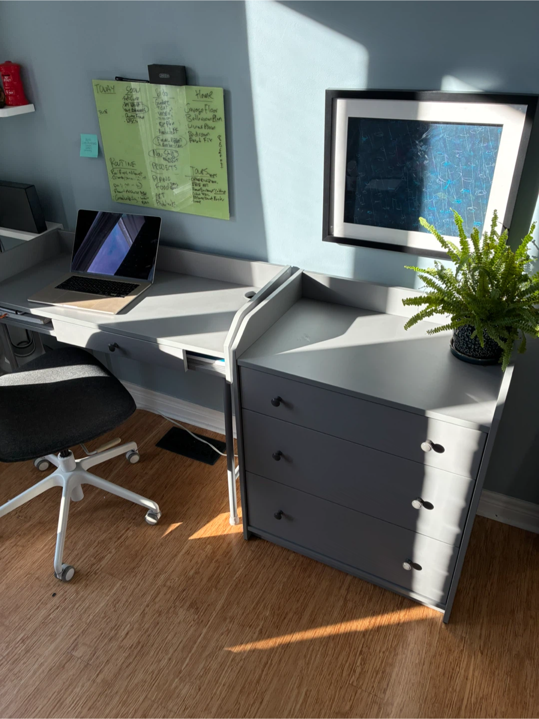 Office suite from ikea. - photo 3