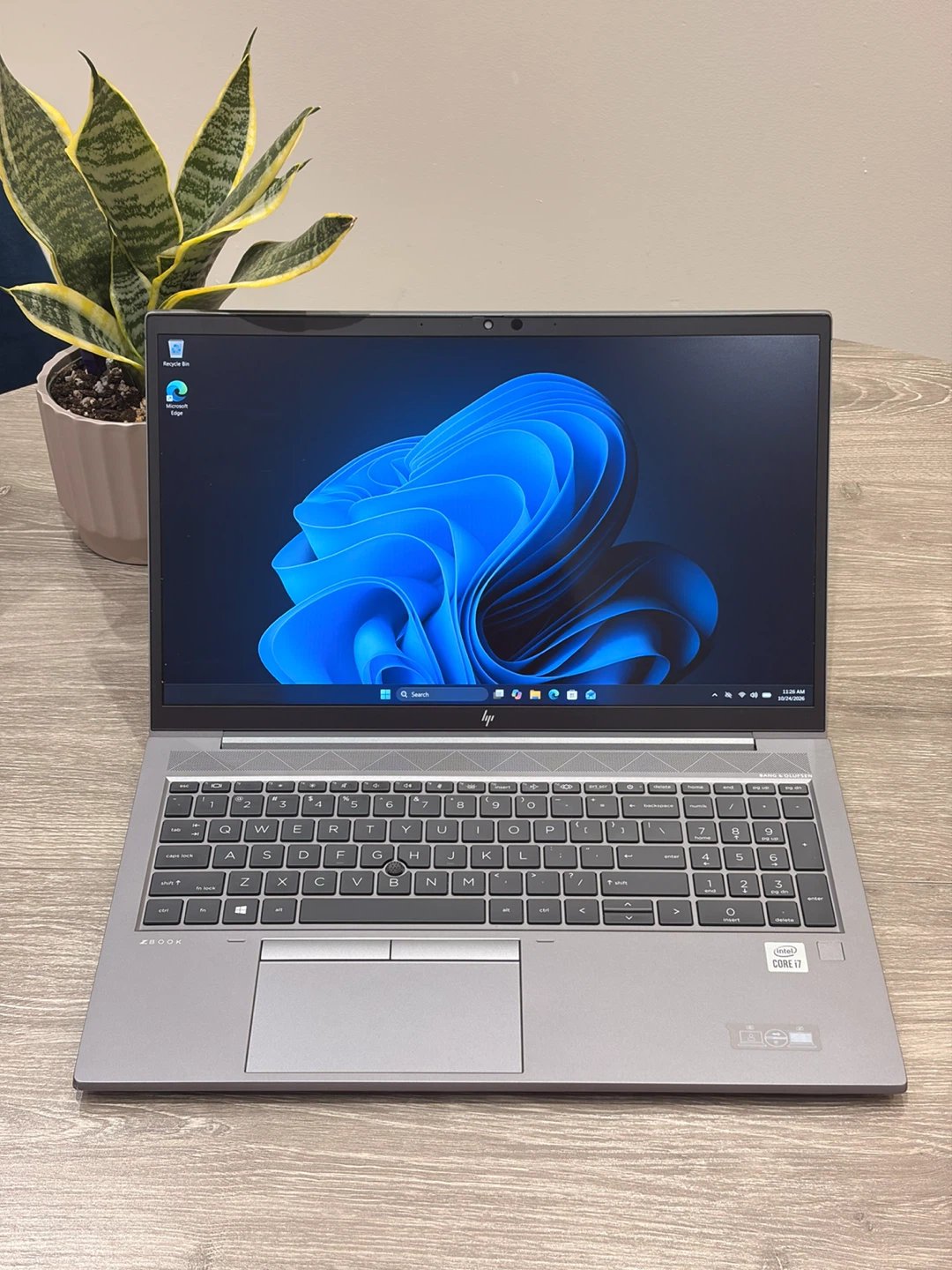 HP ZBook Firefly 15 G7 Workstation i7-10th / 16G / 500G / Nvidia