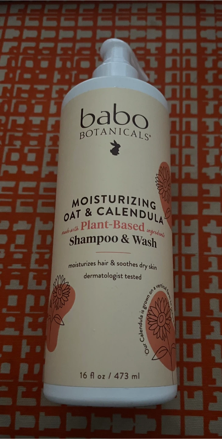 Babo Botanicals Moisturizing Oat & Calendula Shampoo & Wash