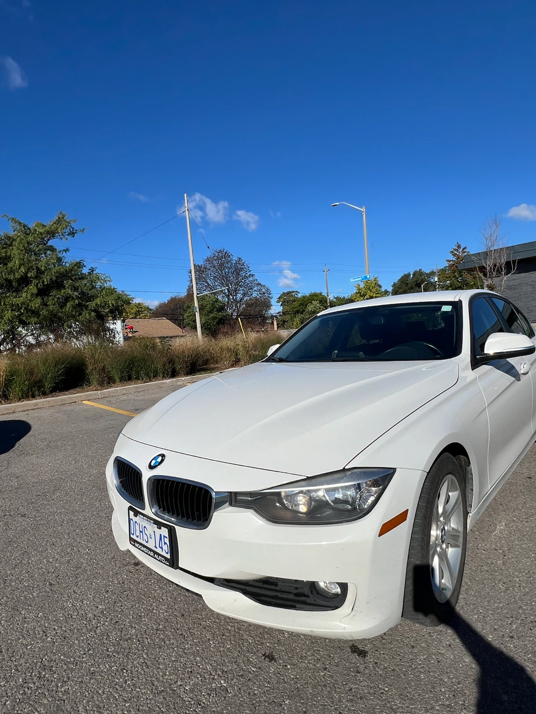 White BMW 3 Series Sedan - photo 3