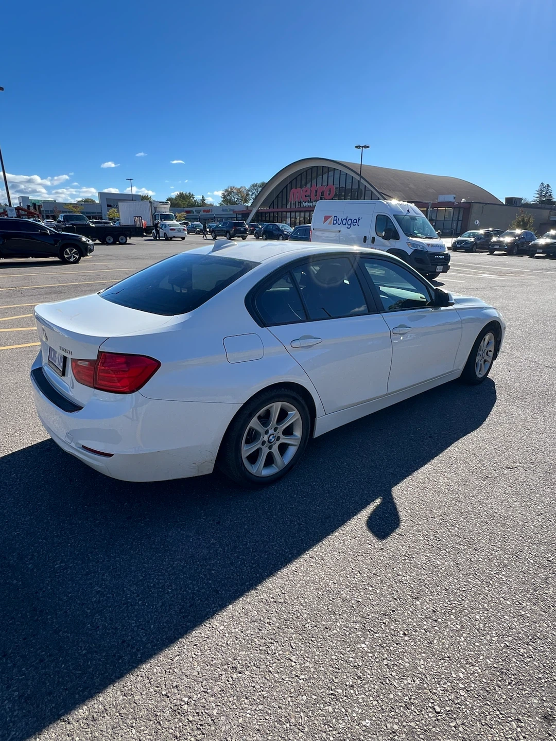 White BMW 3 Series Sedan - photo 4