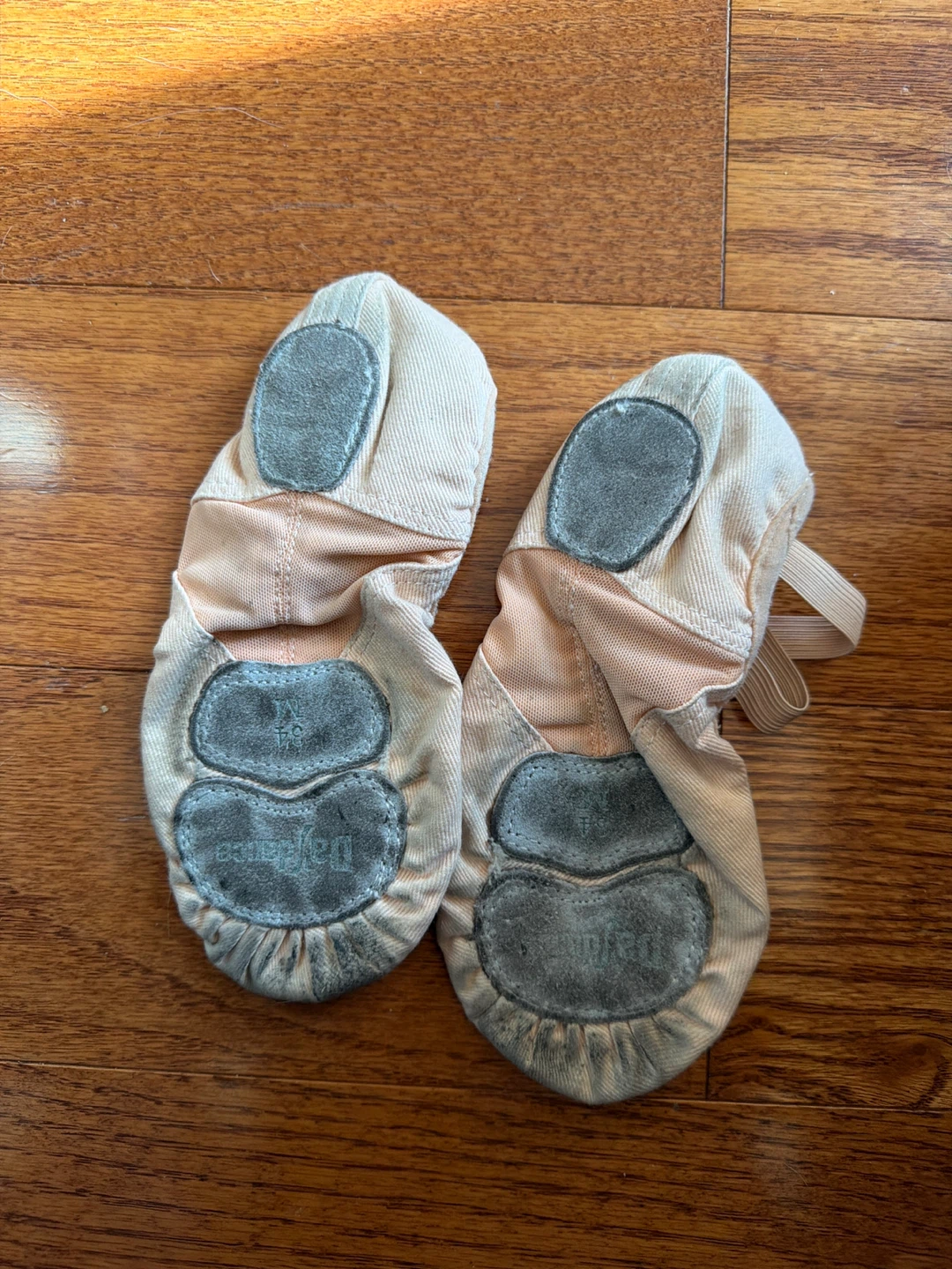 FREE! Ballerina canvas kid size - photo 2