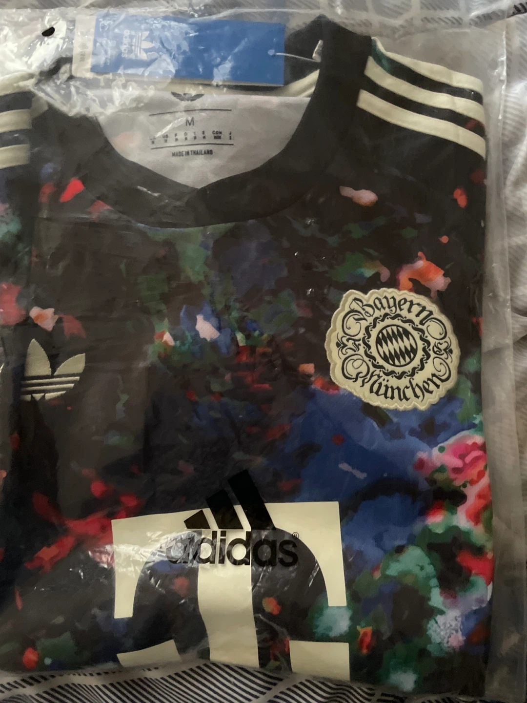 Adidas Bayern Munich Olise 17 Oktoberfest Jersey