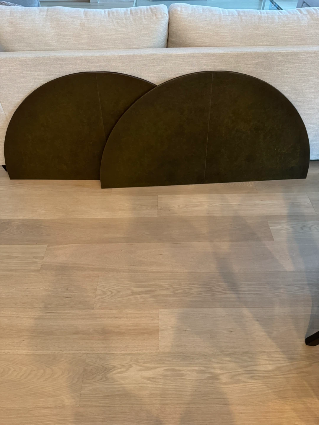 Round Dining Table with Four Chairs - photo 3