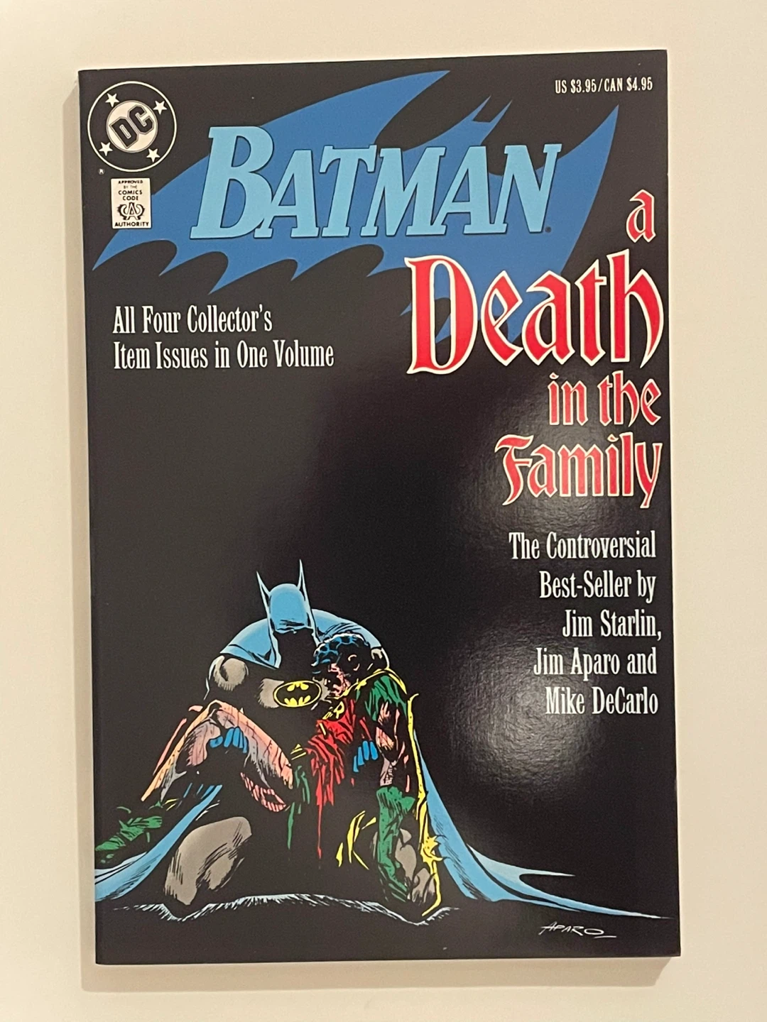 Batman: A Death in the Family Graphic Novel