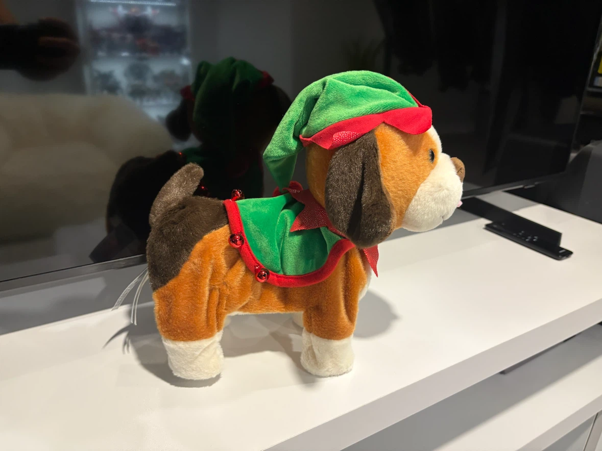 Cuddle Barn Santa's Helper Battery operated Plush Dog - photo 3