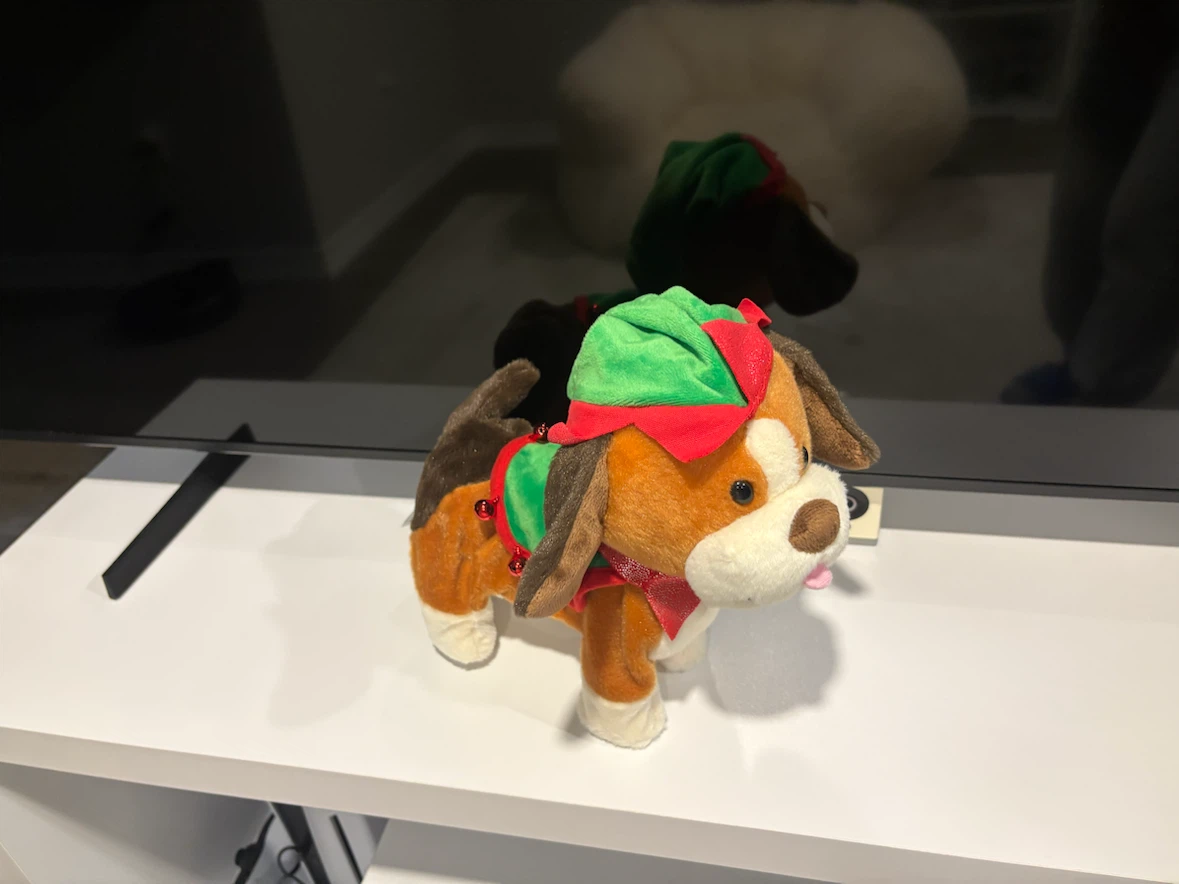 Cuddle Barn Santa's Helper Battery operated Plush Dog - photo 4
