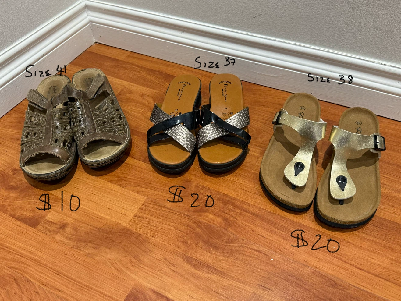 Women’s sandals