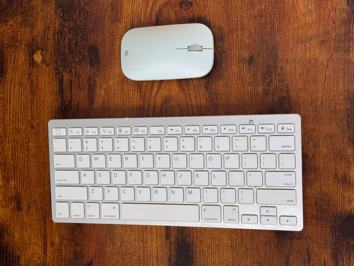 OMOTON Bluetooth Keyboard + Microsoft Modern Mobile Mouse - photo 2