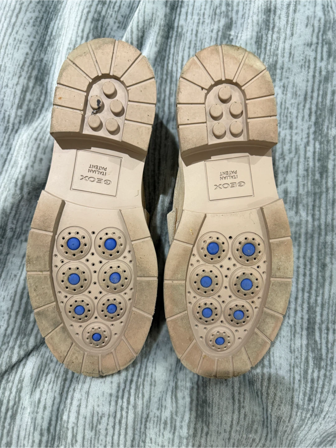 Ladies Geox Suede Loafers - photo 2
