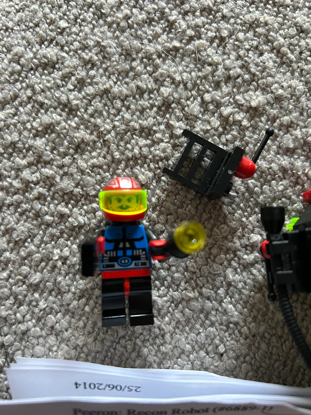 LEGO System Recon Robot 6889 - photo 4