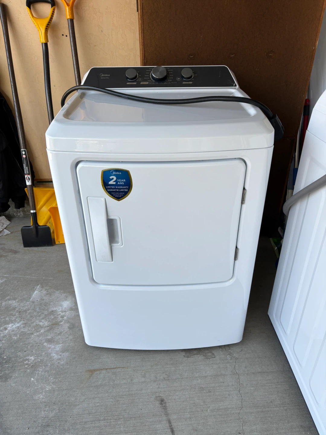 Midea Top Load Washer and Electric Dryer Set - photo 3