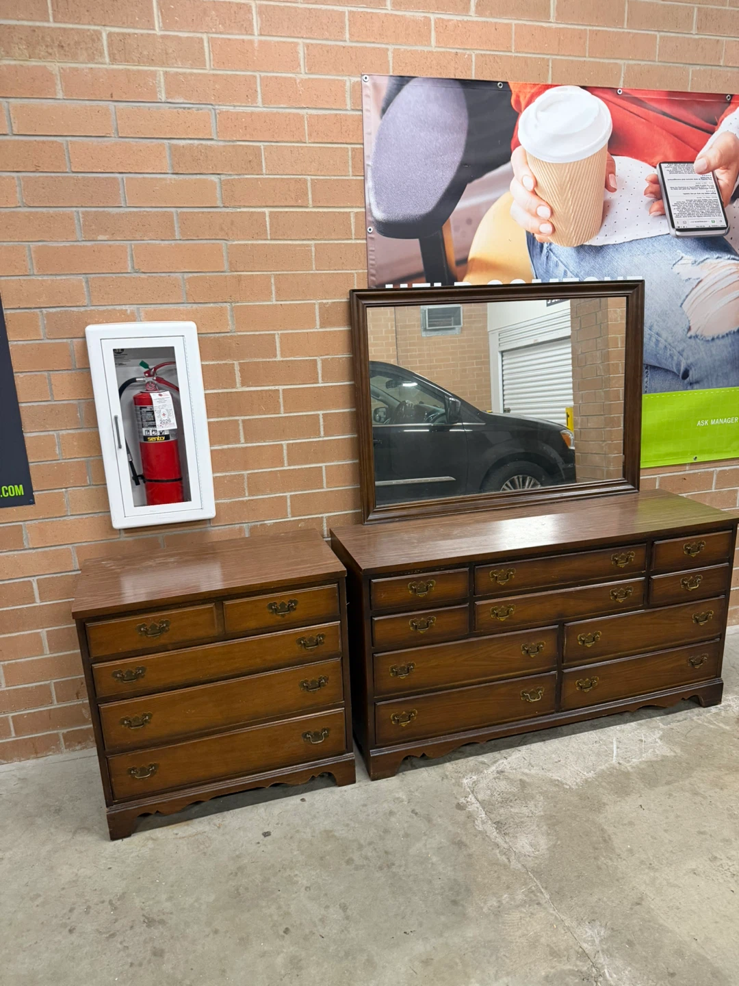Two-Piece Wooden Dresser Set with Mirror - photo 5