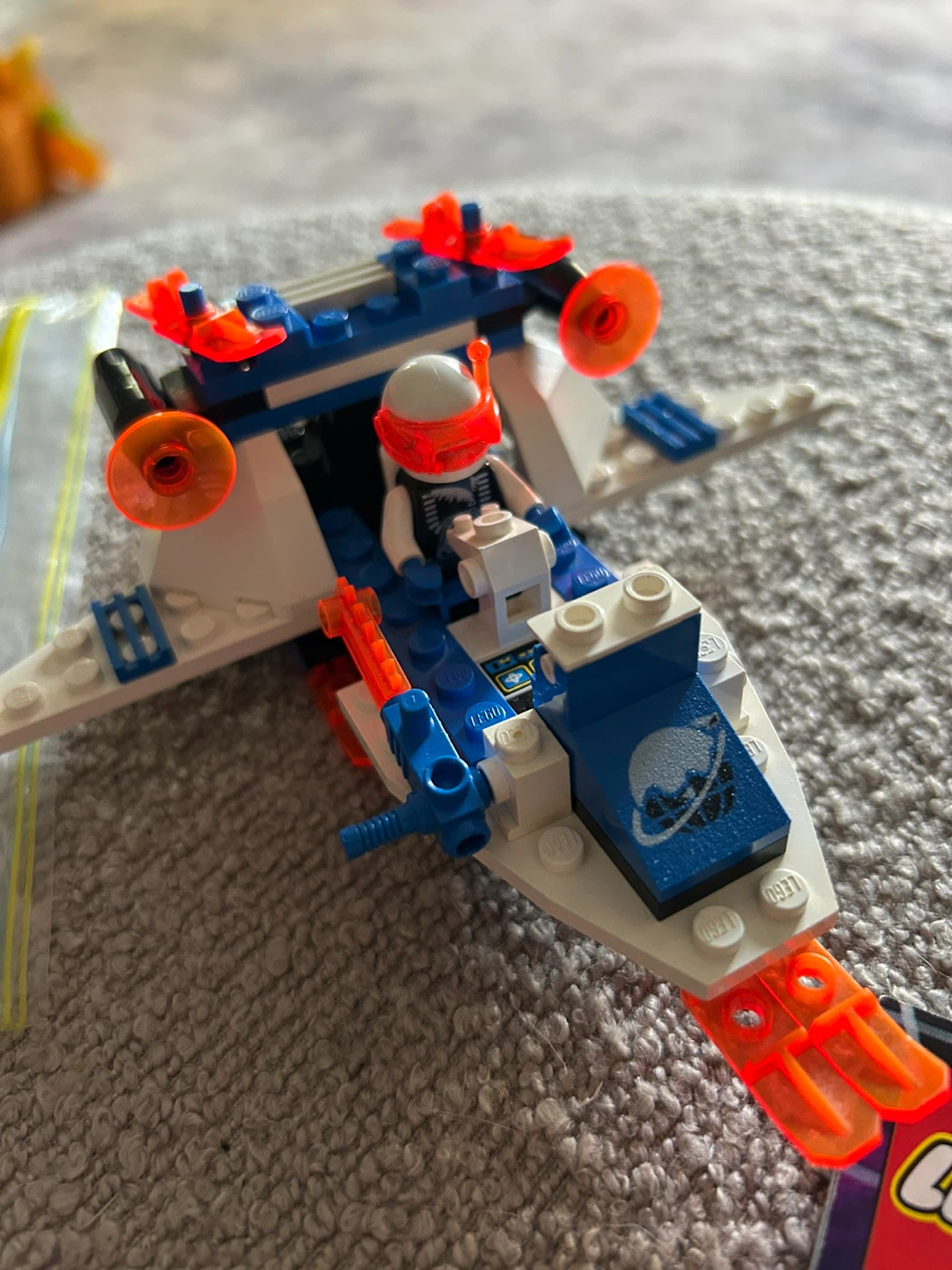 LEGO System Ice Planet 2002 Blizzard Baron  6879 - photo 2