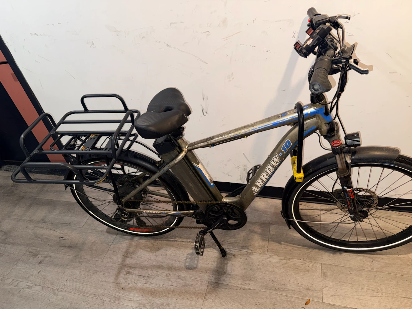 Arrow 10 Electric Bicycle - photo 2