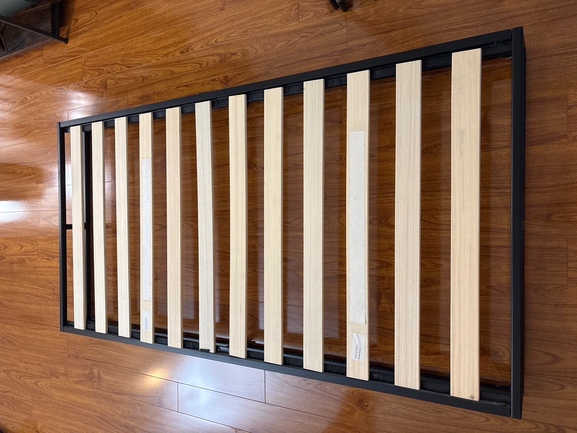 Twin size black metal bed frame - photo 2