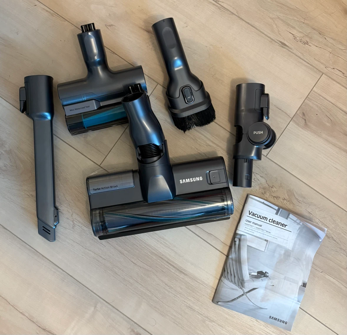Samsung Jet 75 Cordless Stick Vacuum All Accessories Included - photo 2