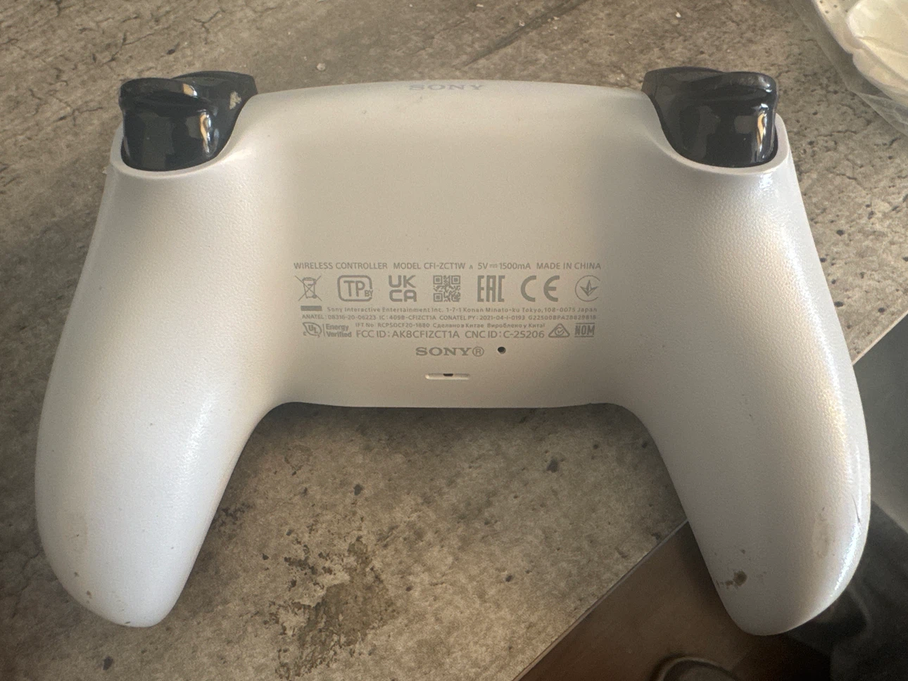 Sony PlayStation 5 DualSense Wireless Controller - photo 4