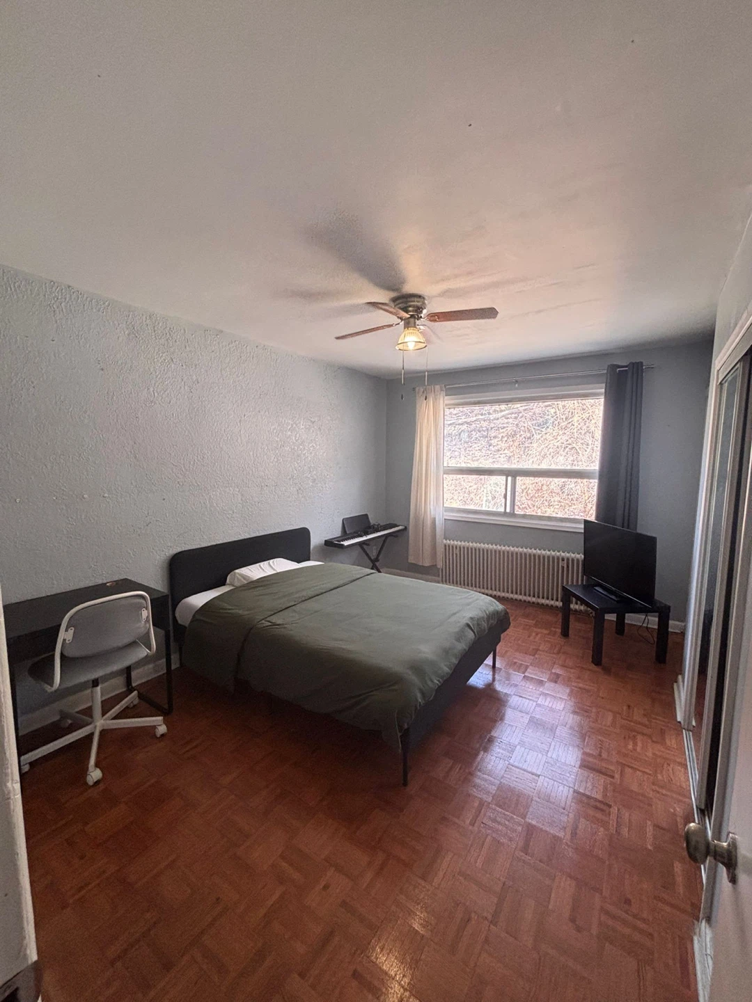 Room for rent