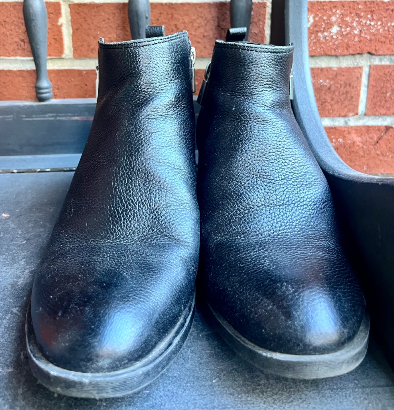 Kenneth Cole Black Leather Ankle Boots - photo 4