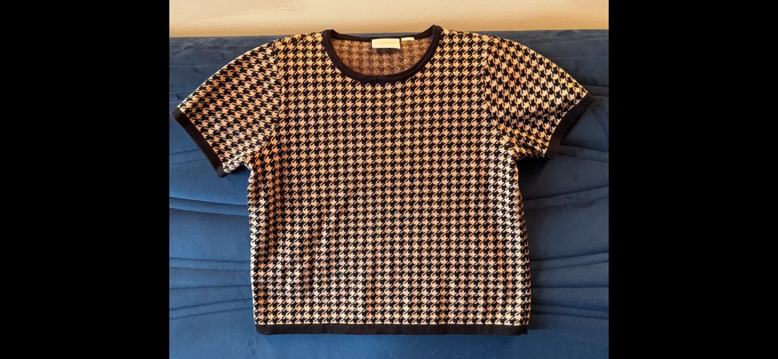 Three knit tops bundle - photo 2