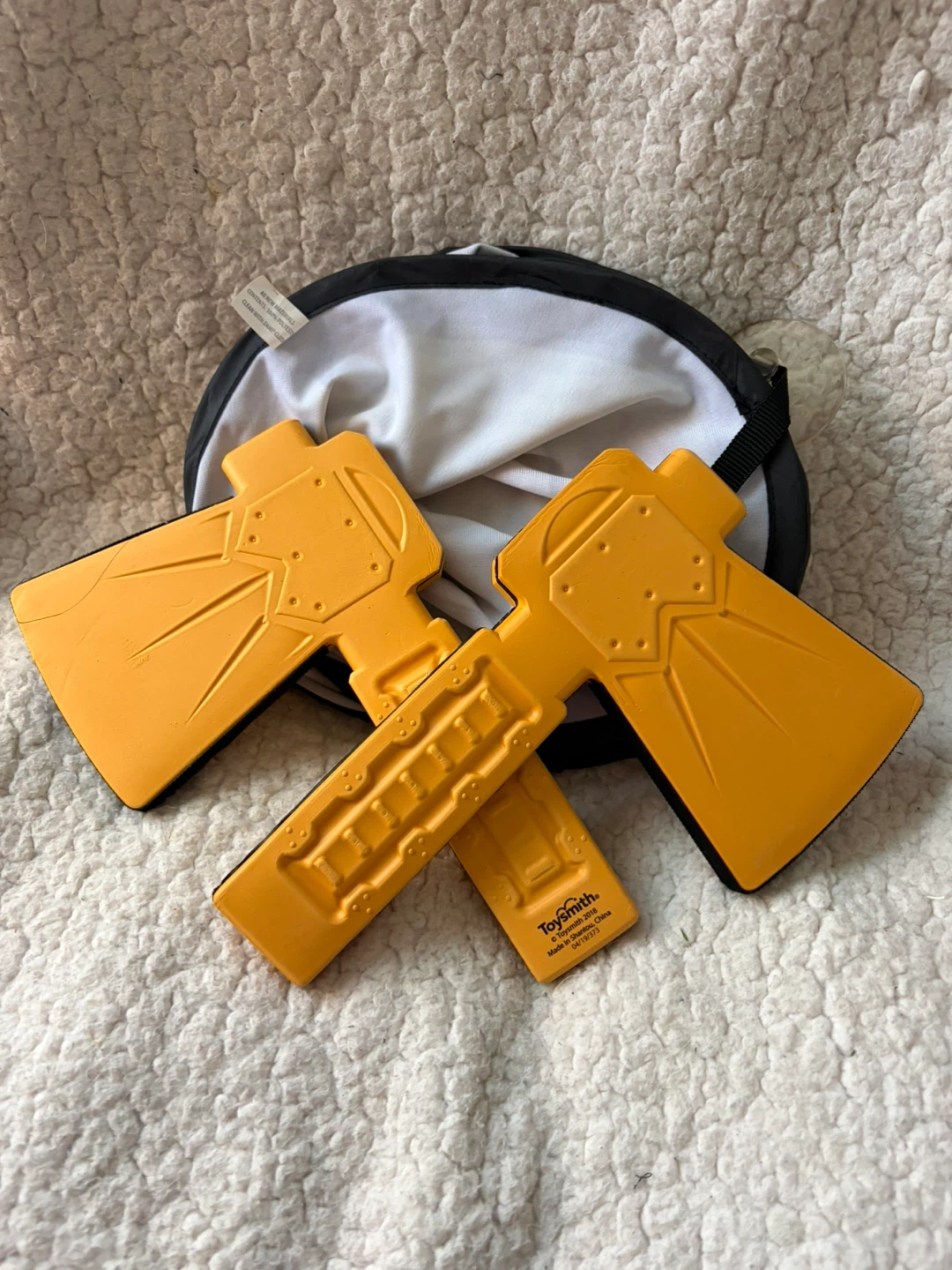 Toysmith Foam Axe Throwing Game - photo 2