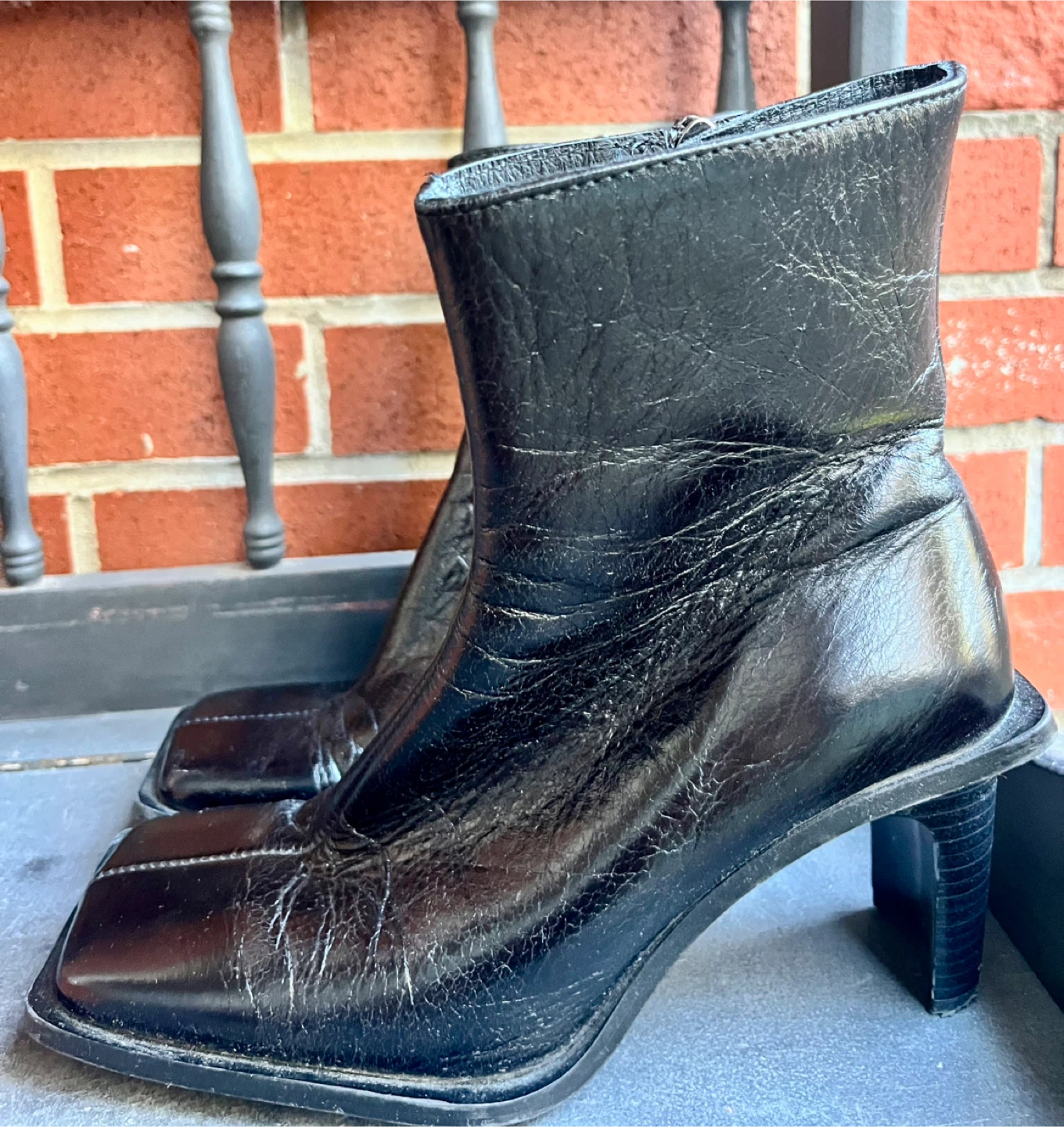 L’intervalle Black Square Toe Ankle Boots - photo 3