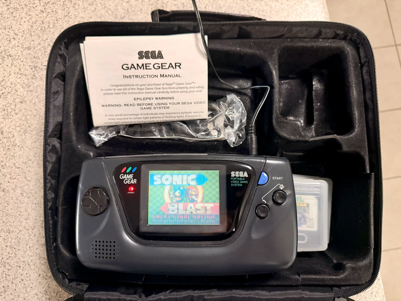 Sega Game Gear Retro Console + 3 Games & Carrying Case