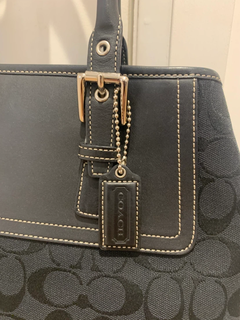 🖤 New Coach Black Signature Hampton Leather Tote Bag 🖤 - photo 3