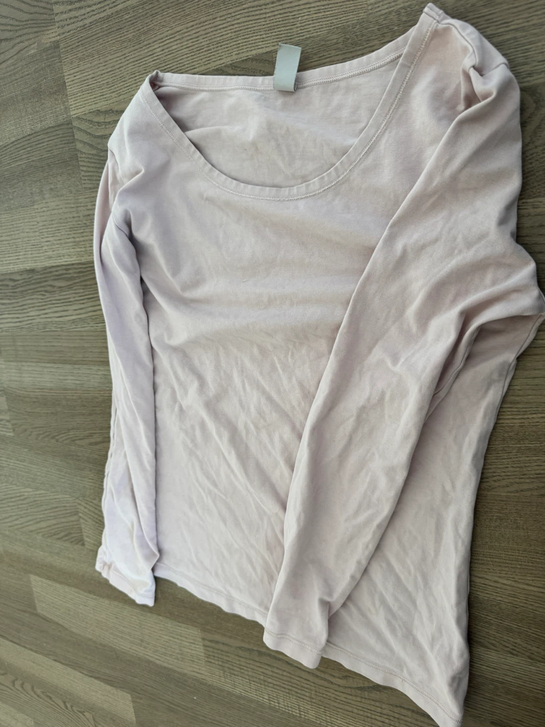 Alo styled Light pink long sleeve shirt - photo 3