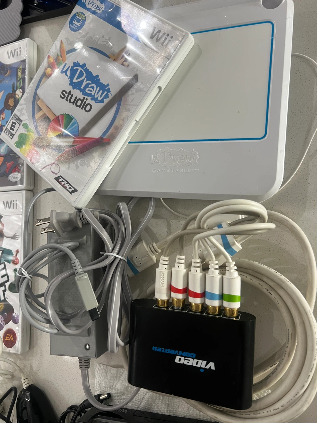Nintendo Wii Console Bundle with Games and Accessories - photo 4