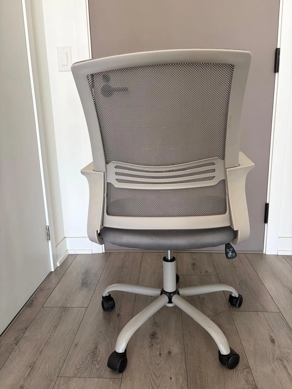 Grey Mesh Office Chair - photo 4