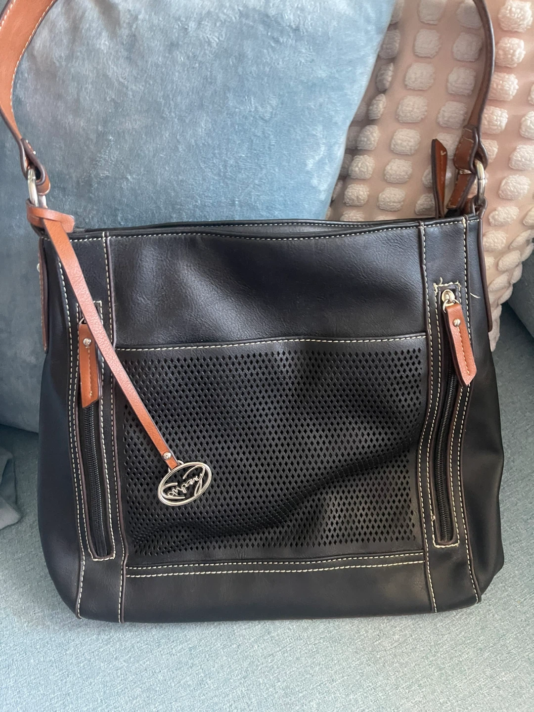 Company Black Perforated Shoulder Bag - photo 2