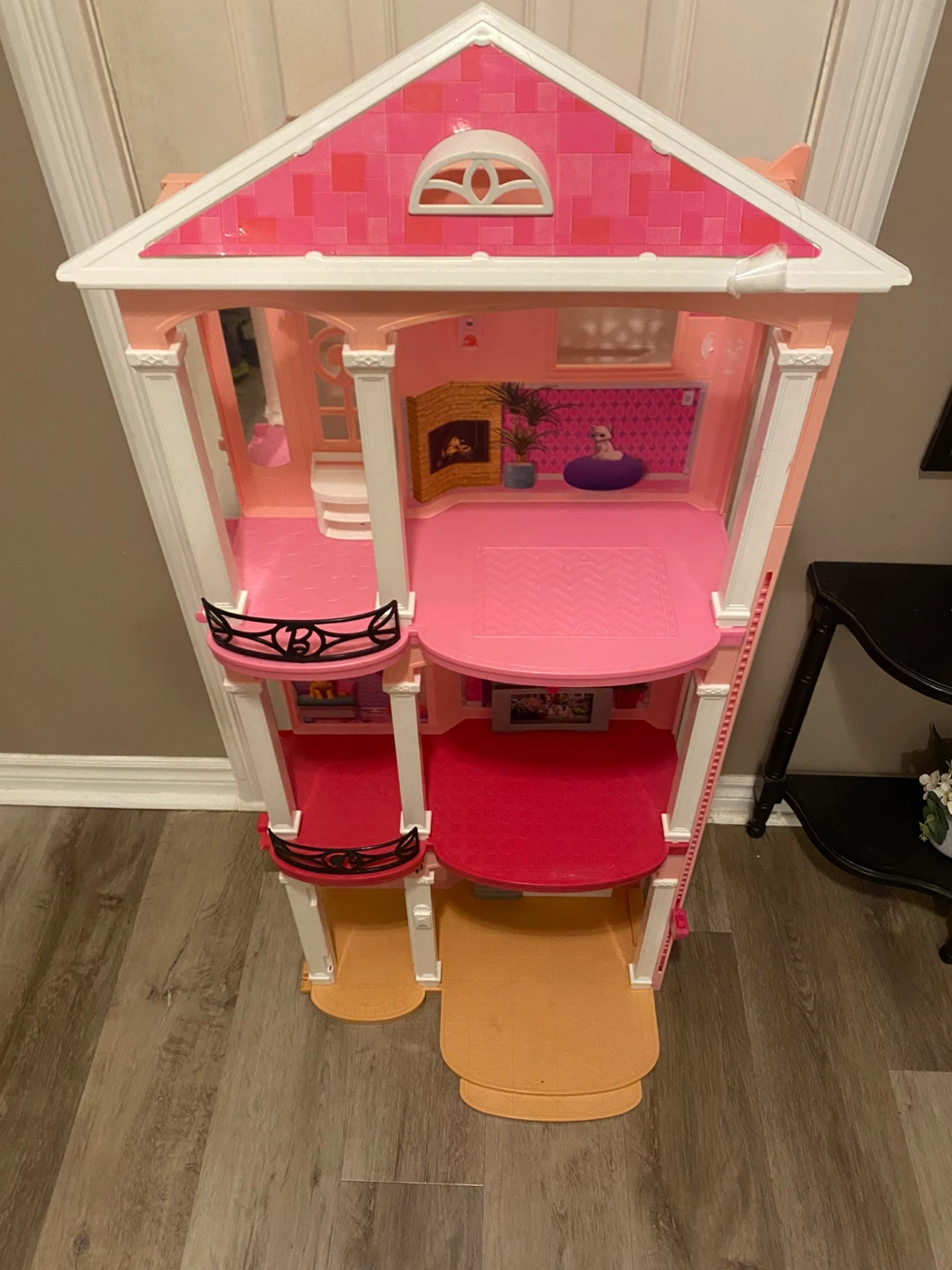 Large Barbie dream house - photo 2