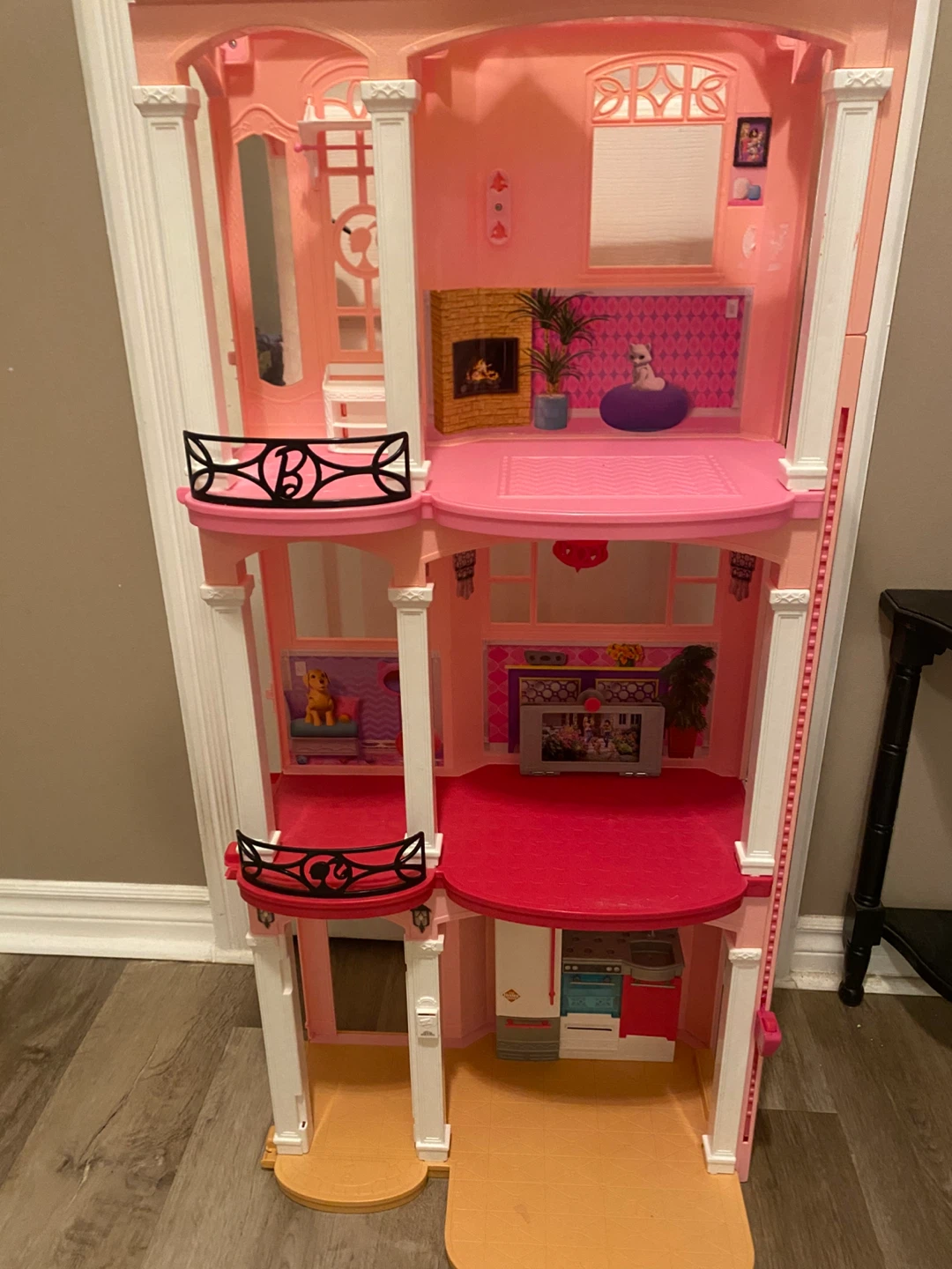 Large Barbie dream house - photo 3