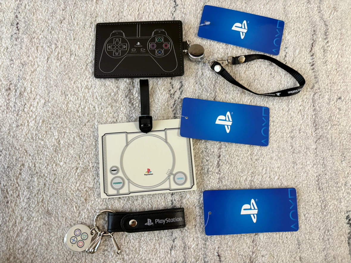 Official PlayStation Japan luggage tag keychain gamer gift