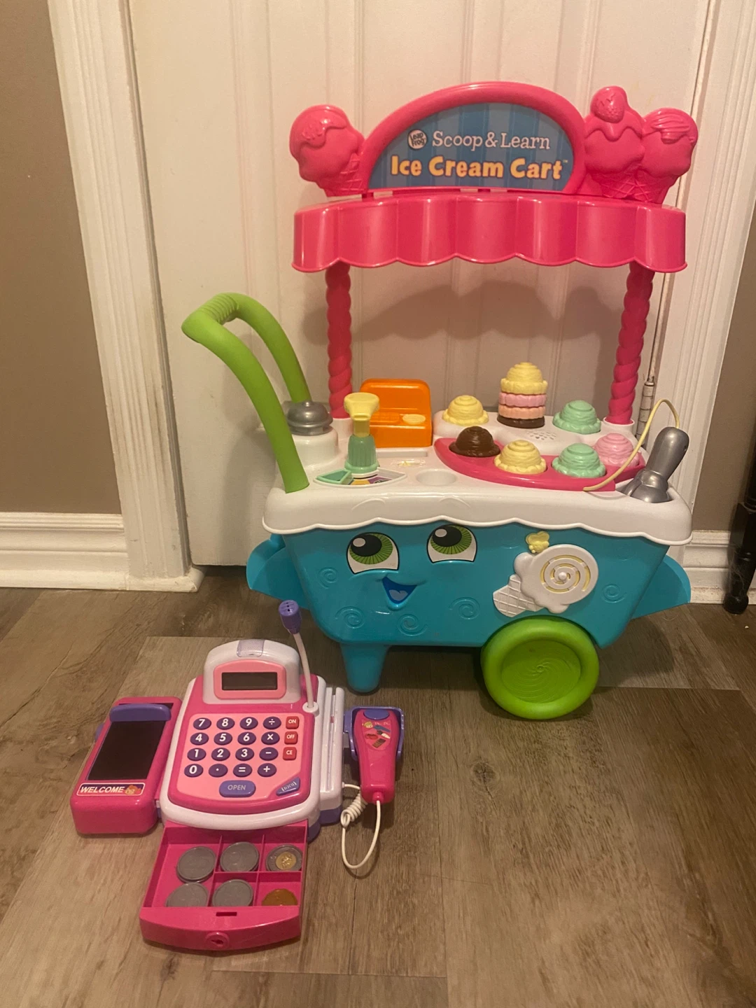 Leapfrog ice cream cart & cash register