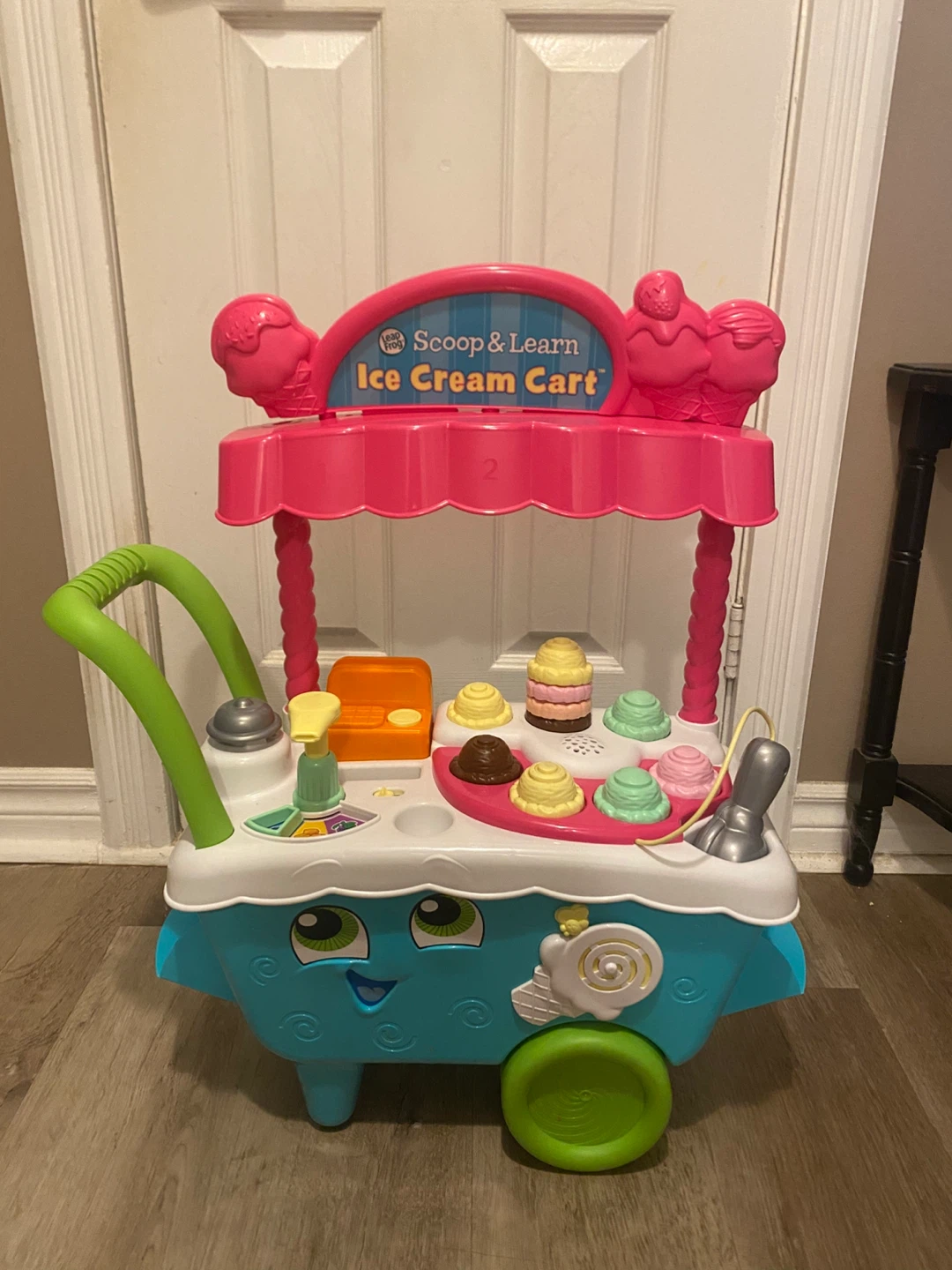 Leapfrog ice cream cart & cash register - photo 2