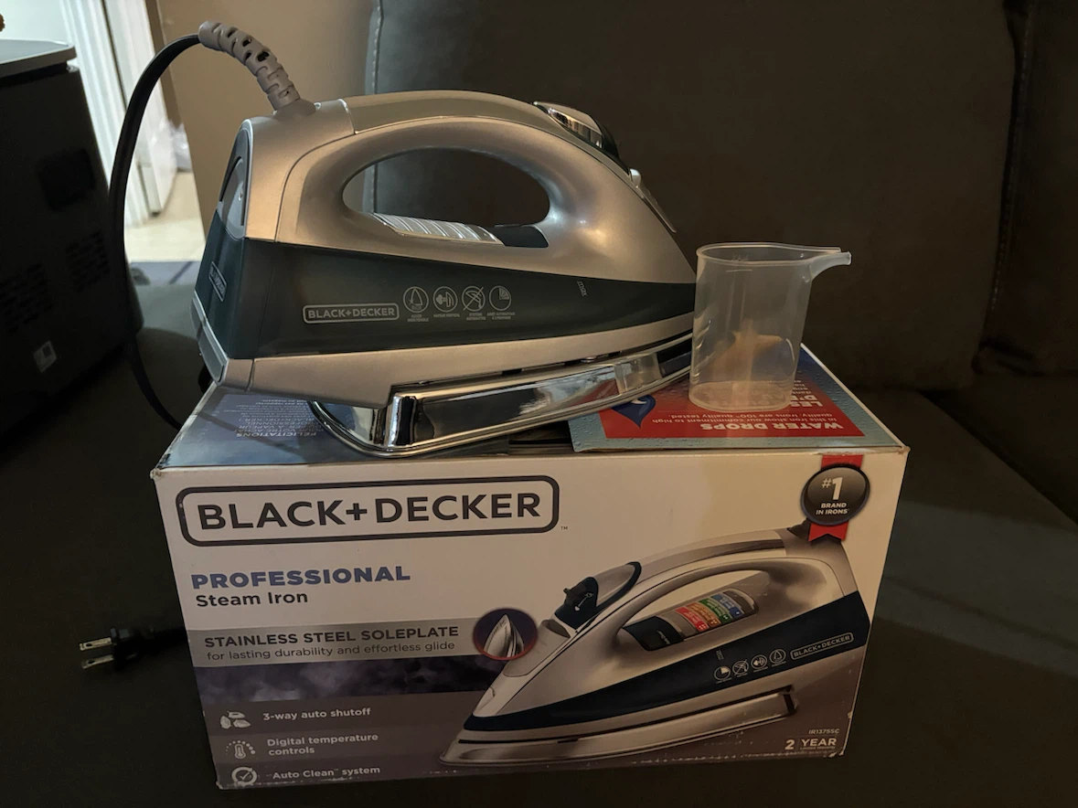 Black+Decker Professional Steam Iron
