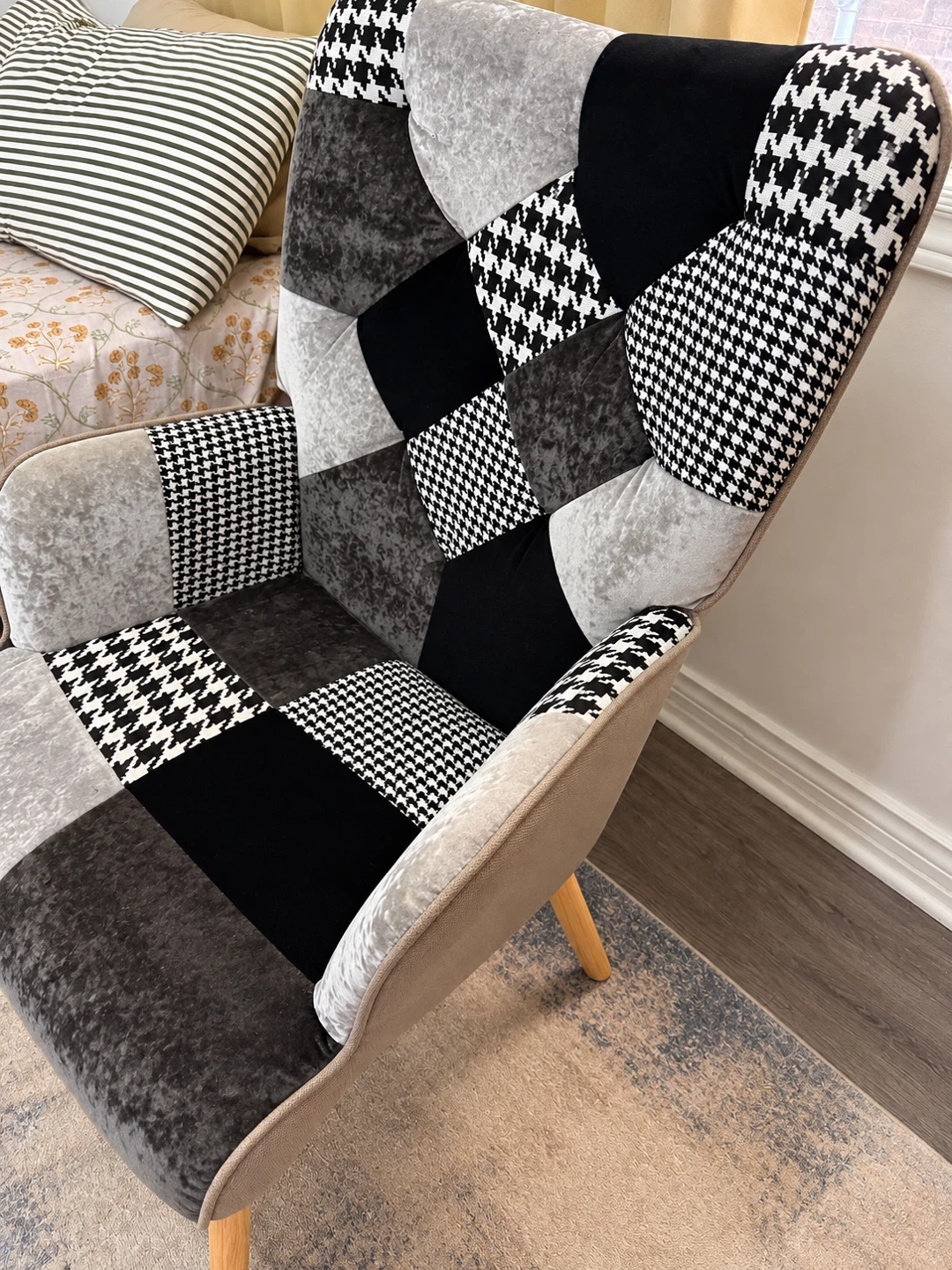Heidegard Accent chair