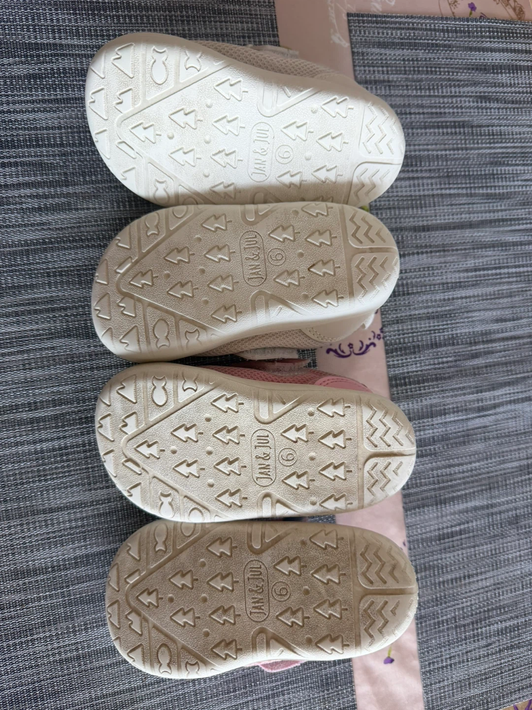 Two Pairs of Jan & Jul Shoes Size 6 - photo 2