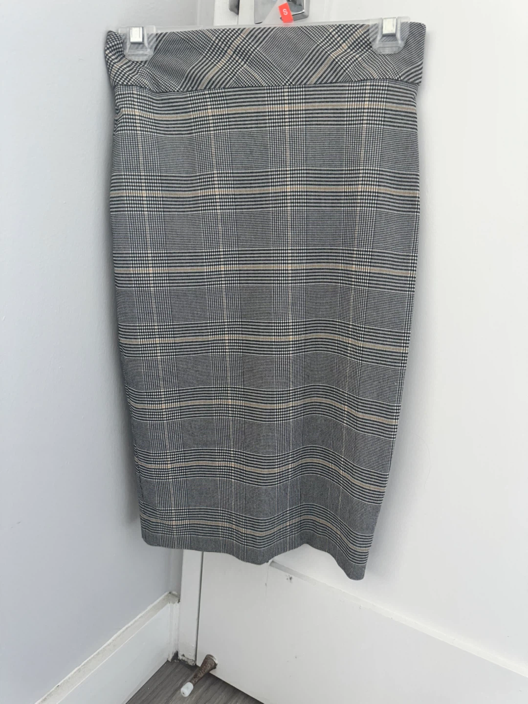 RW&CO. Plaid Pencil Skirt