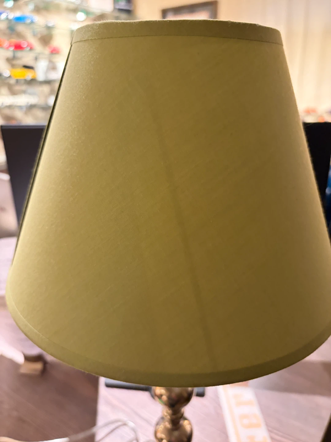 Table Lamp with Green Shade - photo 2