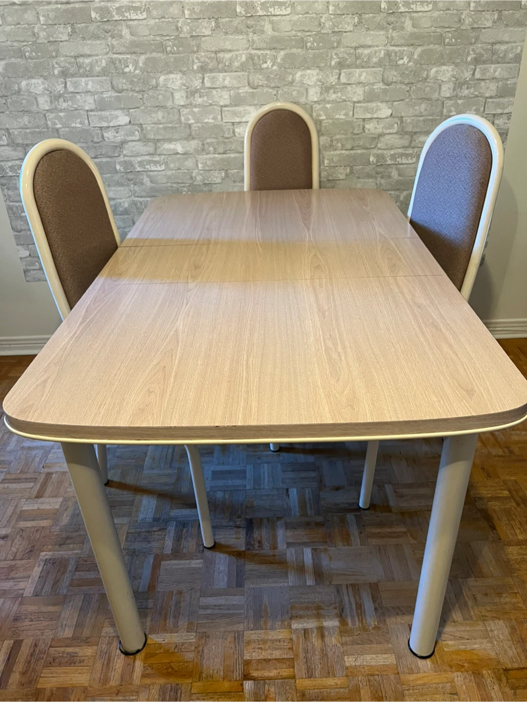 Vintage Dining Table and Four Chairs Set - photo 2