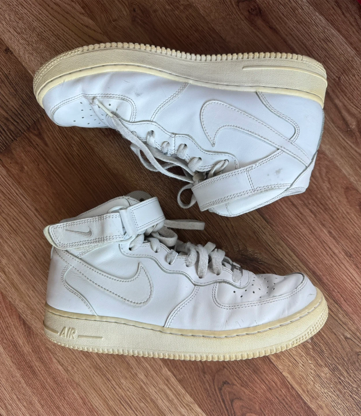 Nike Air Force 1 Mid White Size 8 US Women’s - photo 2