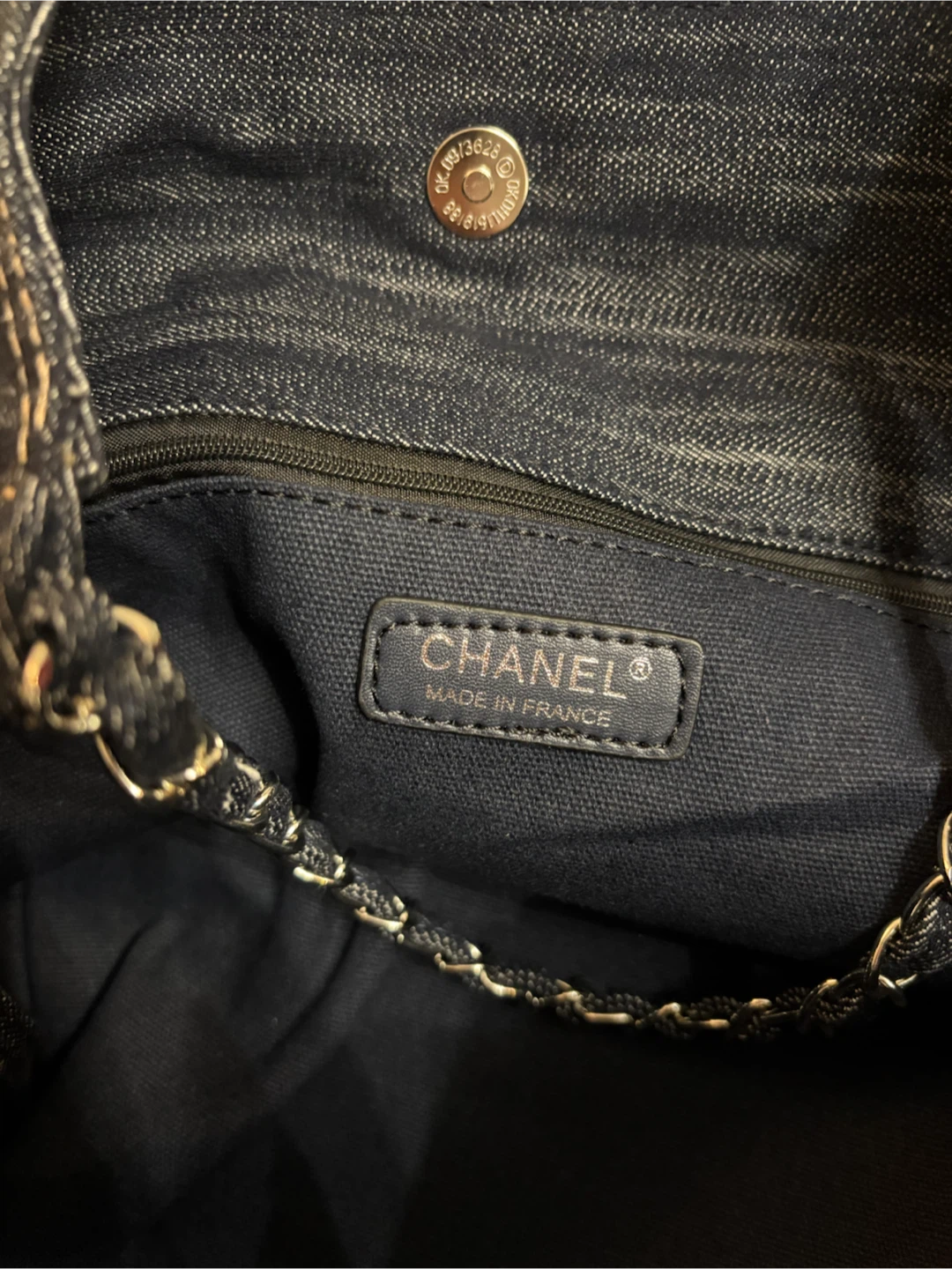 WEEKEND SALE! New Chanel Denim Chain Shoulder Bag - photo 2
